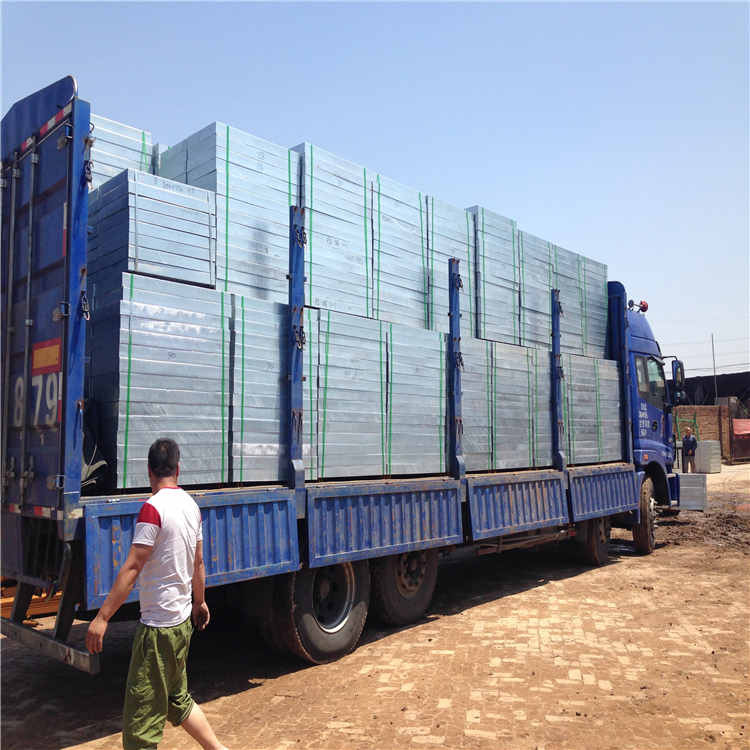 停車場鋼格柵板.jpg 停車場鋼格柵板.jpg